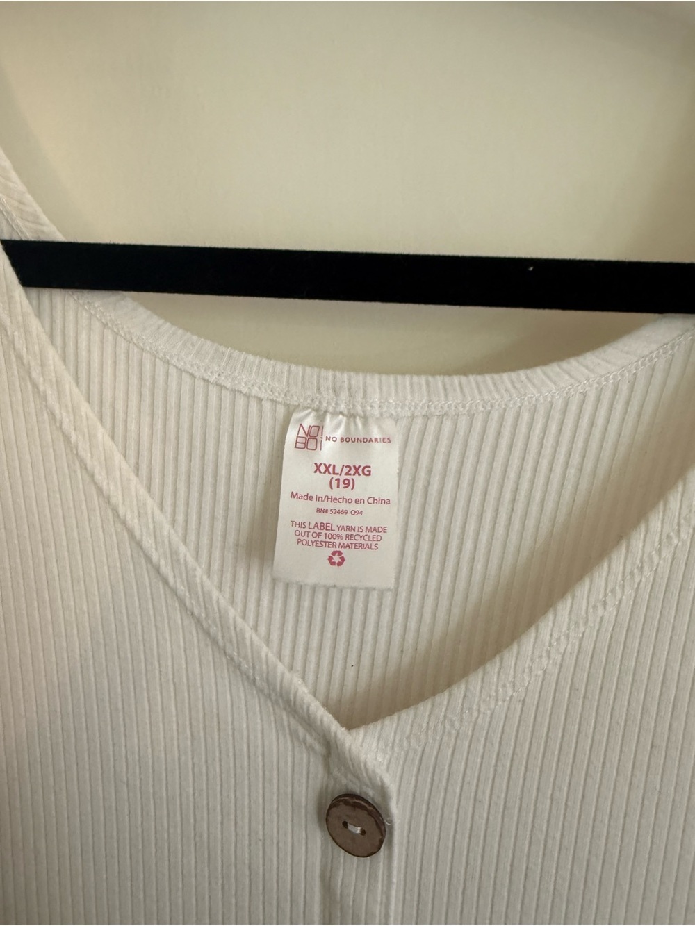No Boundaries White Ribbed Button-Front Tank - Picture 2 of 6